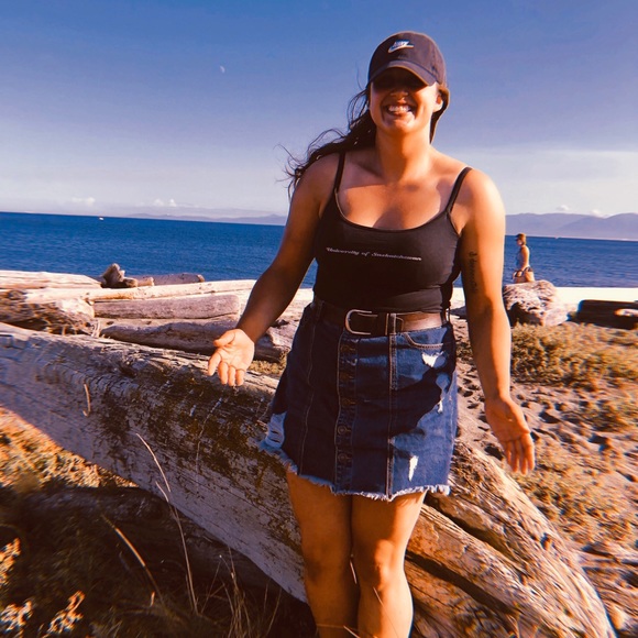 Meet your Posher, Keyra - Picture 1 of 1